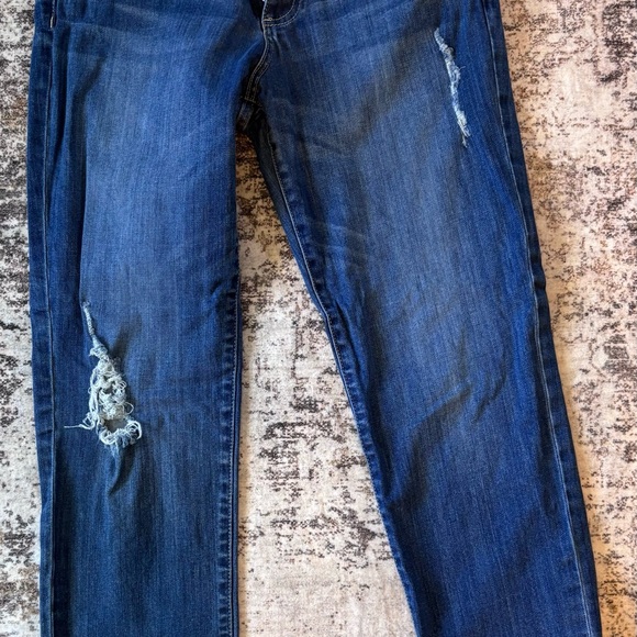 Women’s Kut from the Kloth Catherine Boyfriend Jeans - Picture 3 of 8